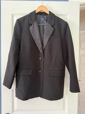 GAP BiStretch Satin-Trim Relaxed Blazer